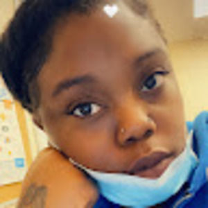 Meet your Posher, Dalila